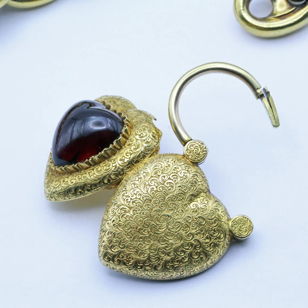 Antique Georgian gold chain bracelet w heart padlock locket huge garnet (7396)