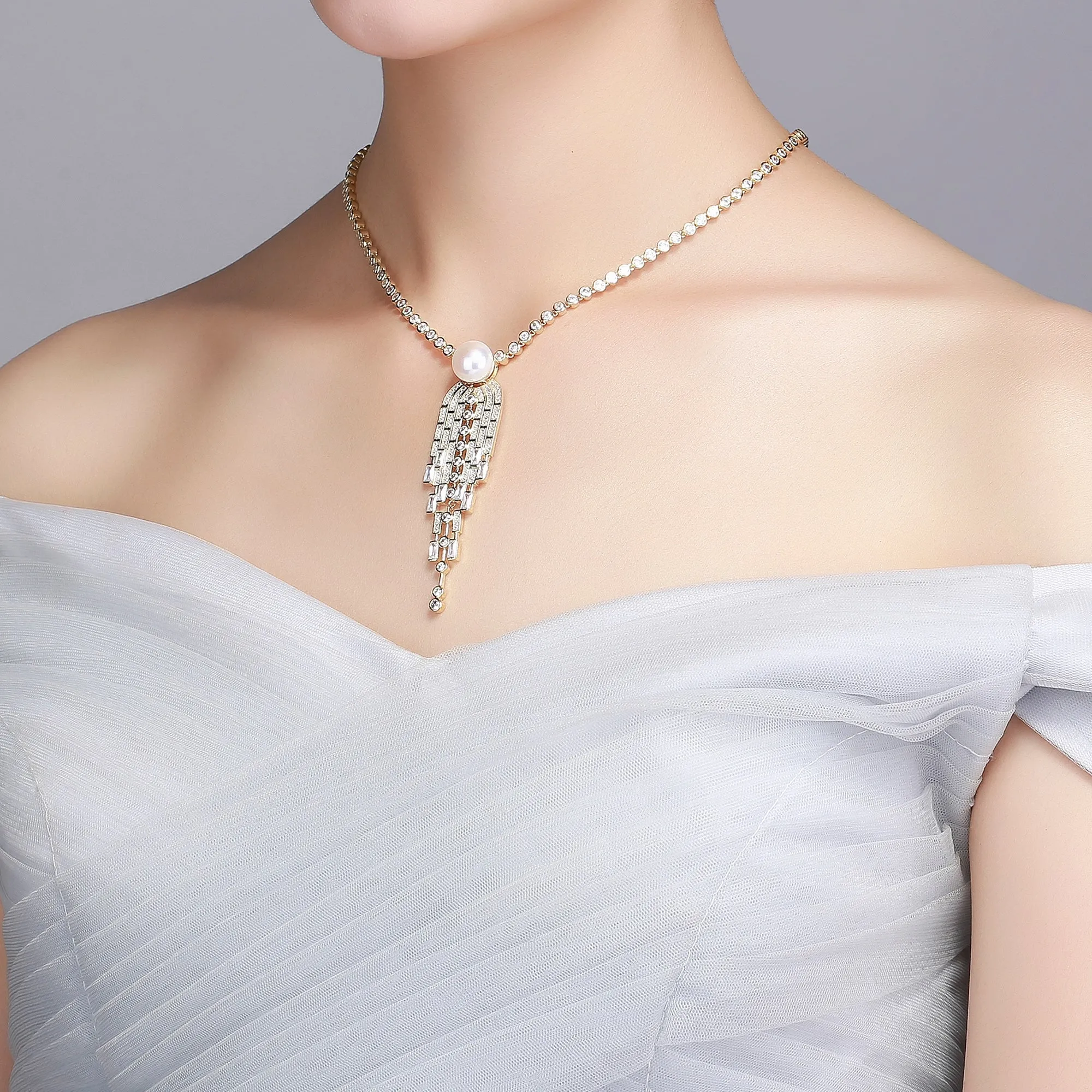Glory Moment Elegant Pearl Necklace