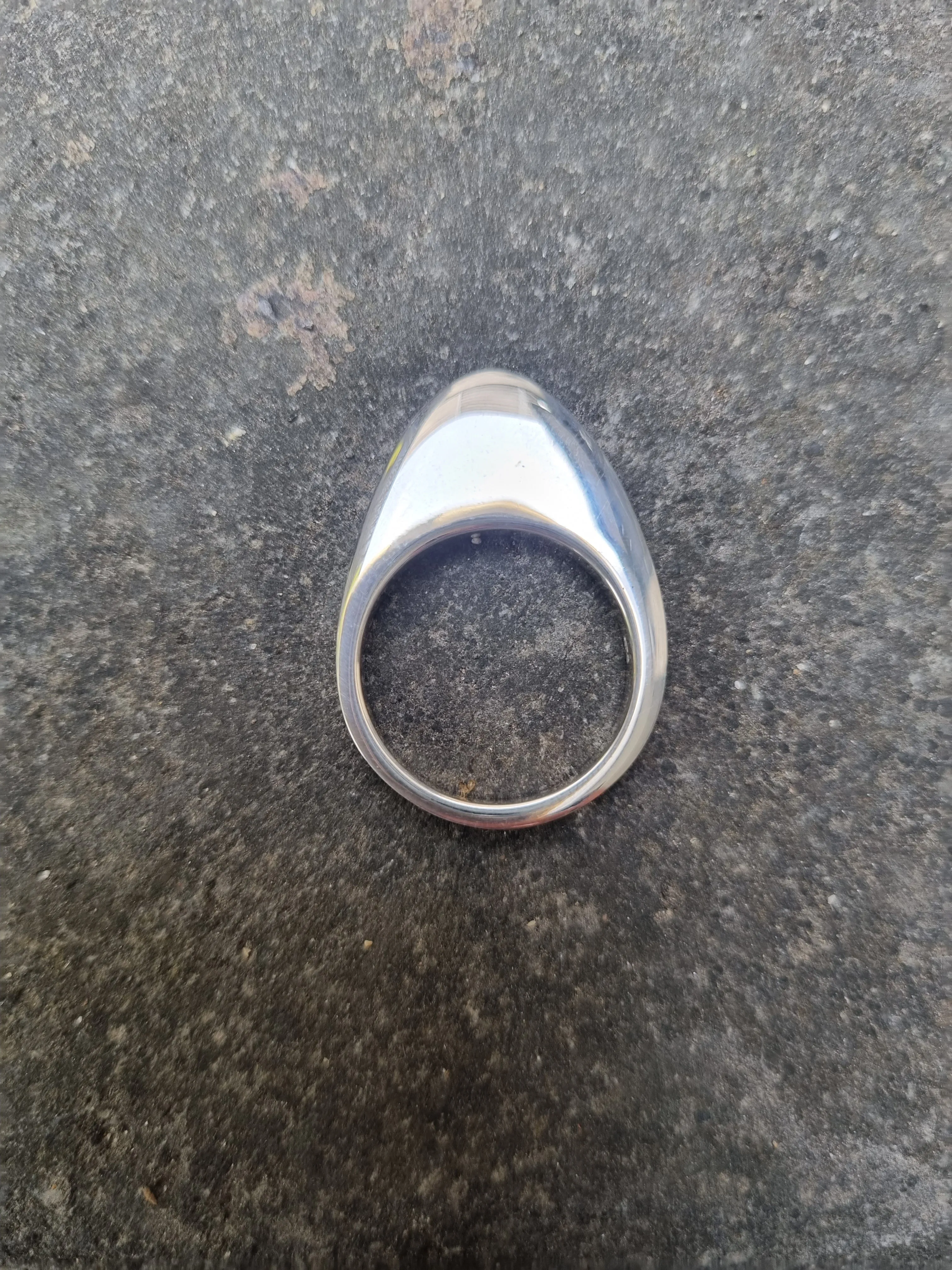 Large Oval Stacking Ring