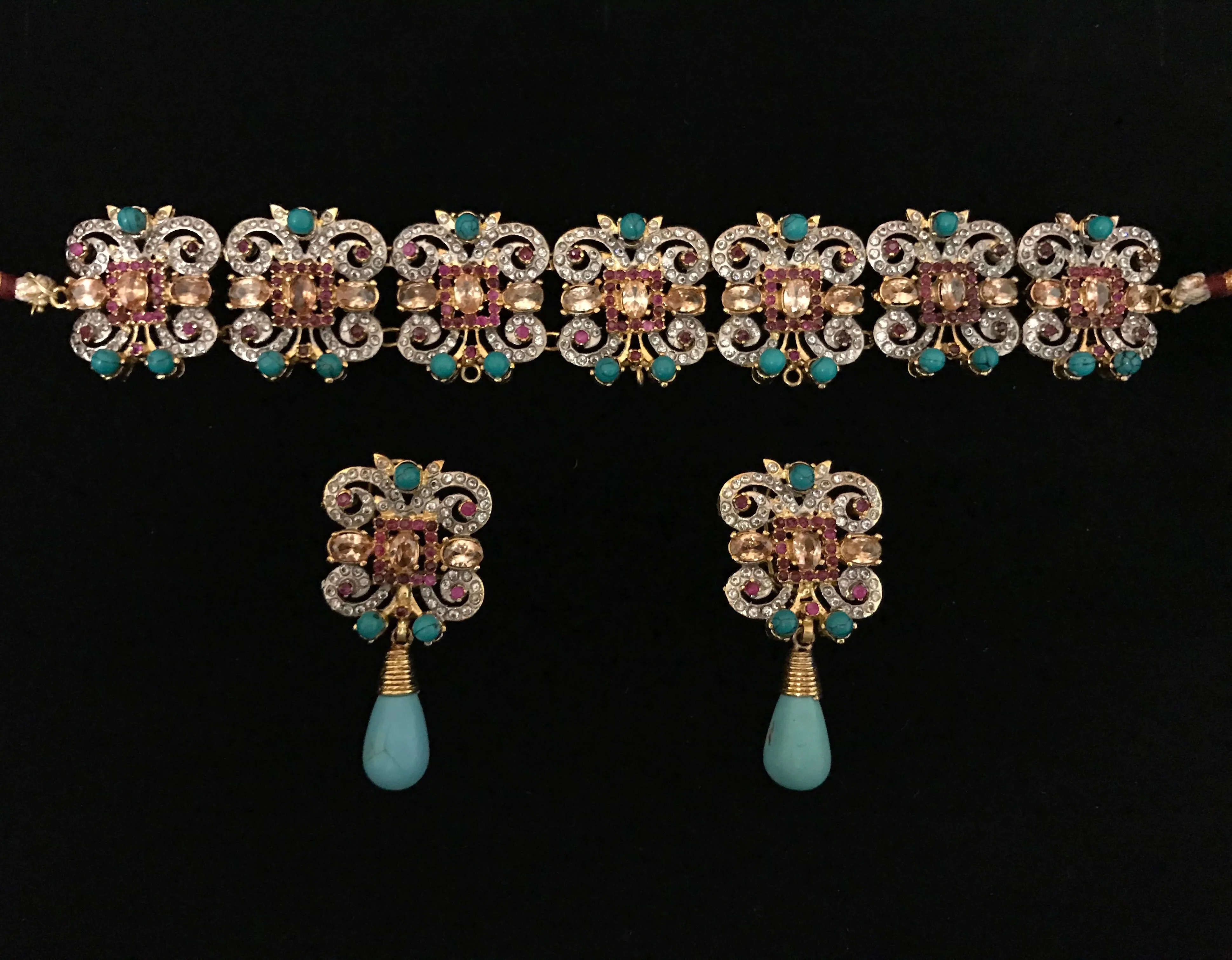 Nadia Mini Choker