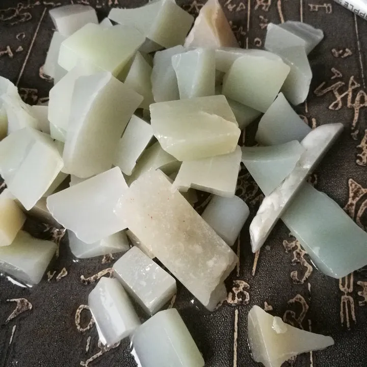 Natural Kunlun Jade Rough Nephrite Remains Around 500g